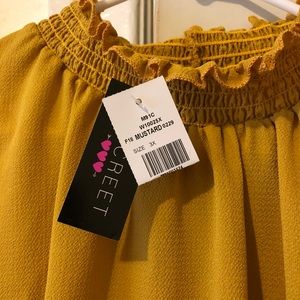 Discreet 3X mustard blouse